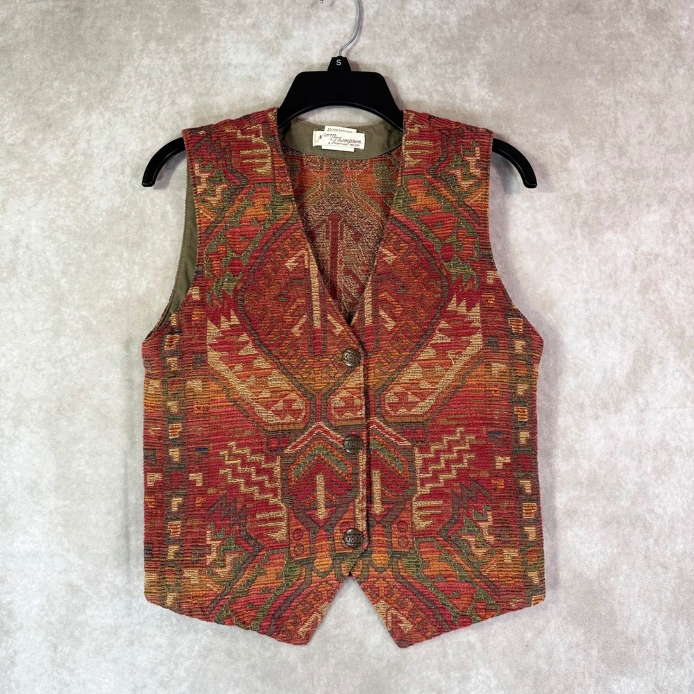 Norm Thompson Vintage Tapestry Vest Women Medium Red Geometric Southwest Button